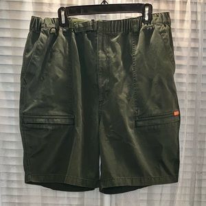 JEEP Men’s Shorts. Sz XXL. Used. Olive Green.